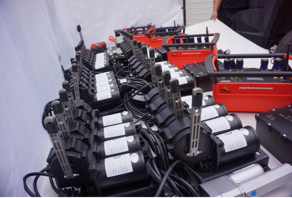 Motor Wireless Truck Crane 4 J - Engine Hoist Crane 评论和价格